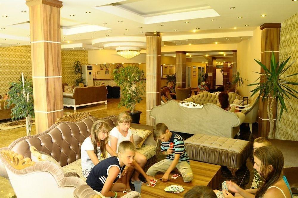 Club Tess Hotel Конаклы Экстерьер фото