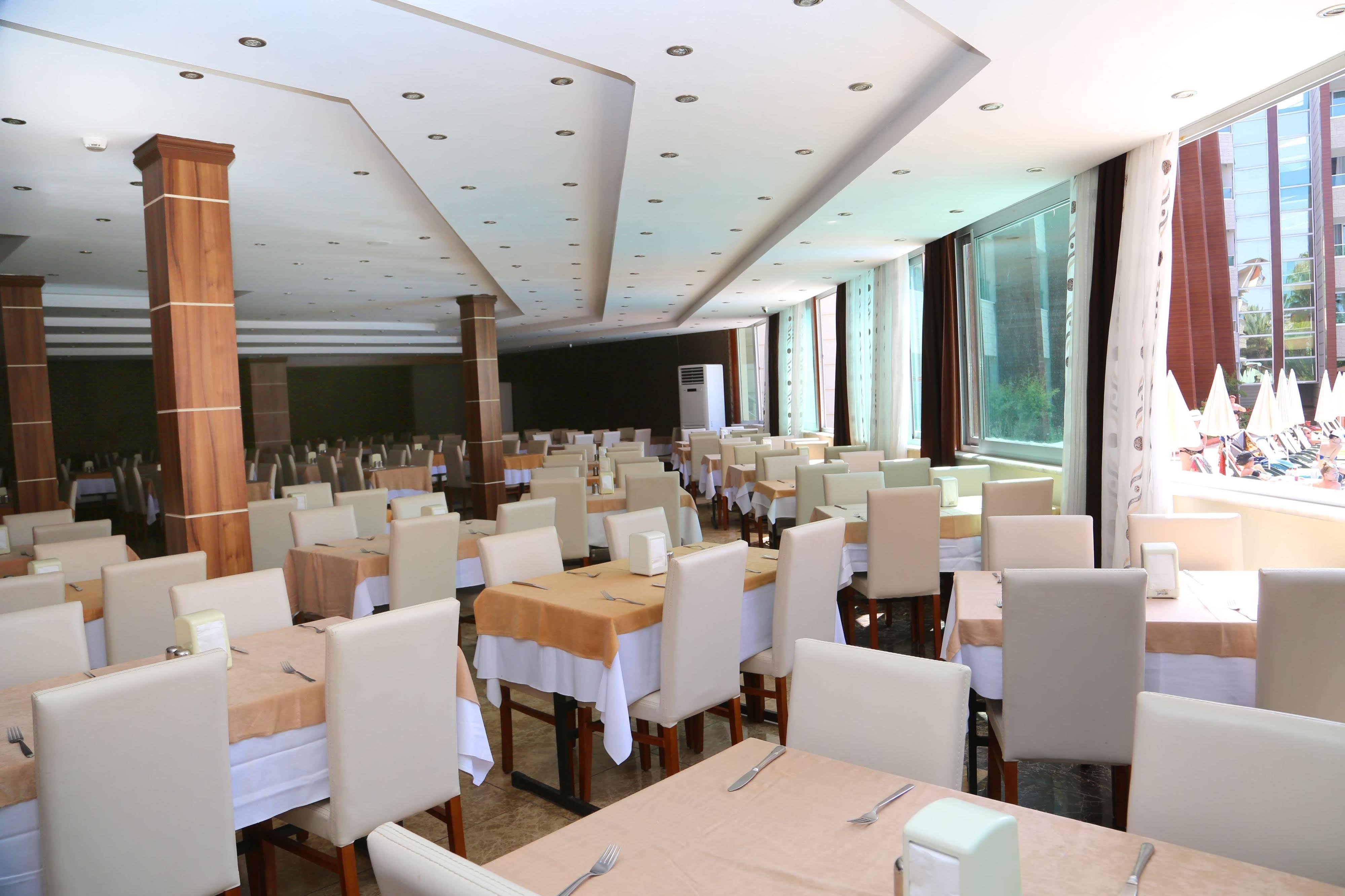 Club Tess Hotel Конаклы Экстерьер фото