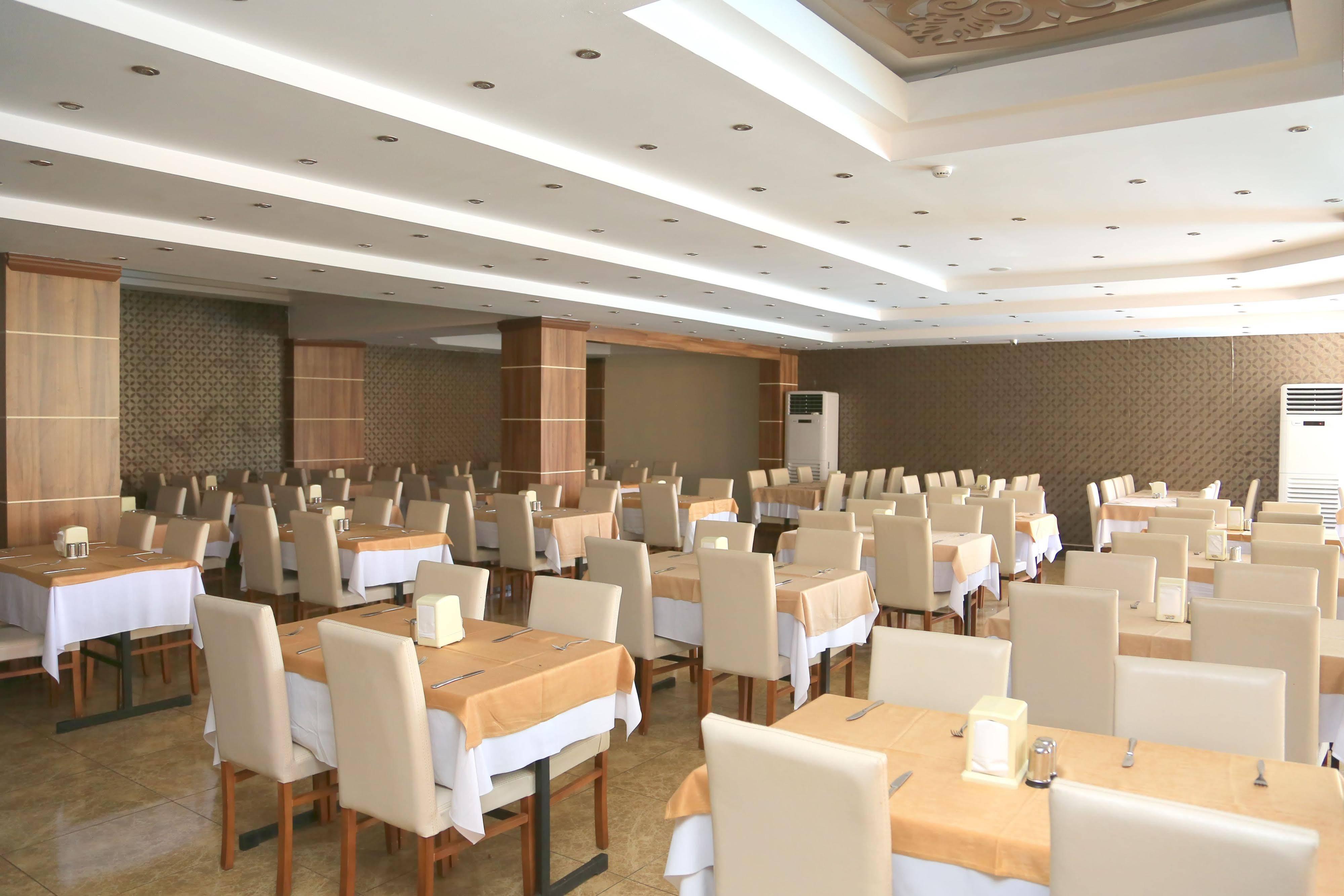 Club Tess Hotel Конаклы Экстерьер фото